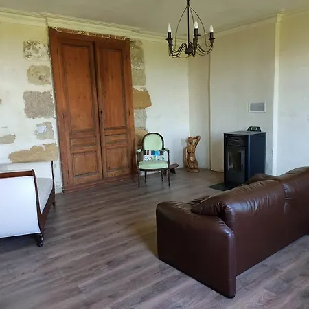 Maison En Pierre Sur Les Coteaux *